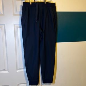 Lululemon large men’s navy blue abc pants joggers
